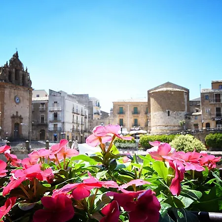 Aurora Bed & Breakfast 3*