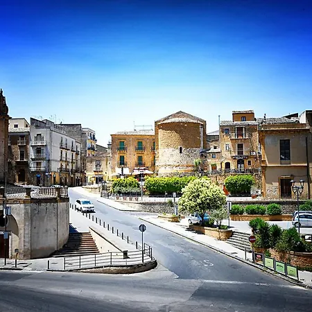 Aurora Bed and Breakfast 3*