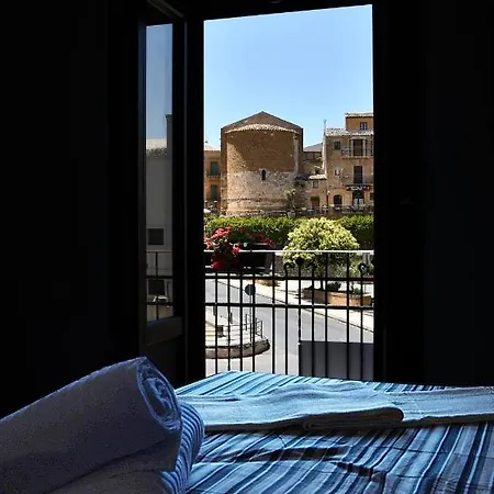 Aurora Bed & Breakfast