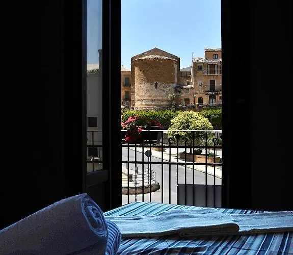 Aurora לינה וארוחת בוקר